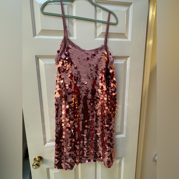 Pink Large Sequin Dress & Top - Picture 4 of 7